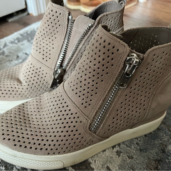 STEVE MADDEN booties size 5.5 - Picture 1 of 3